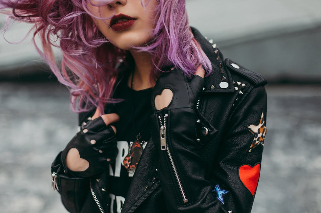 What Does It Mean When a Girl Covers Her Face With Her Hair?